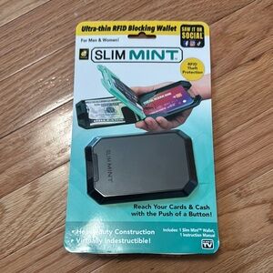 RFID Blocking Wallet – Black